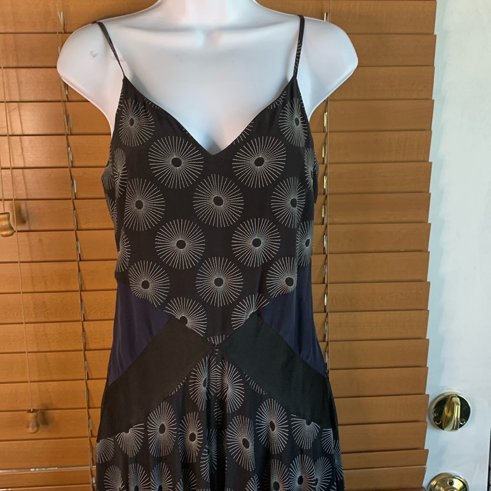 Diane Von Furstenberg black navy silk handkerchief hem dress